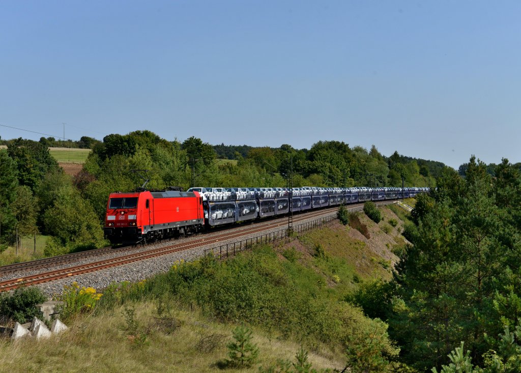 185 361 mit einem Autozug am 23.08.2012 unterwegs bei Laaber.