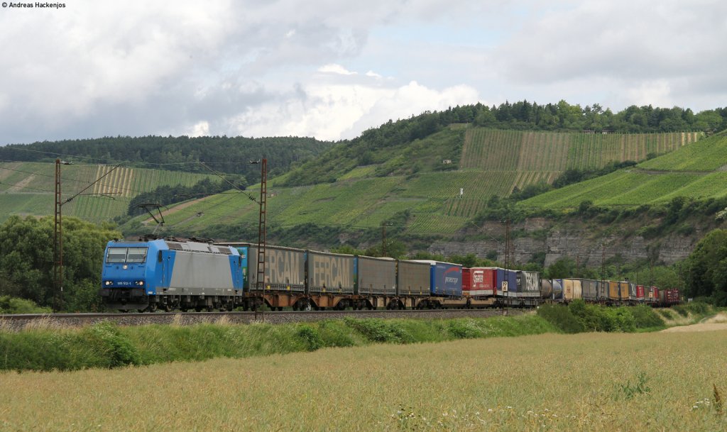 185 512-1 mit einem KV Zug bei Himmelstadt 23.6.11