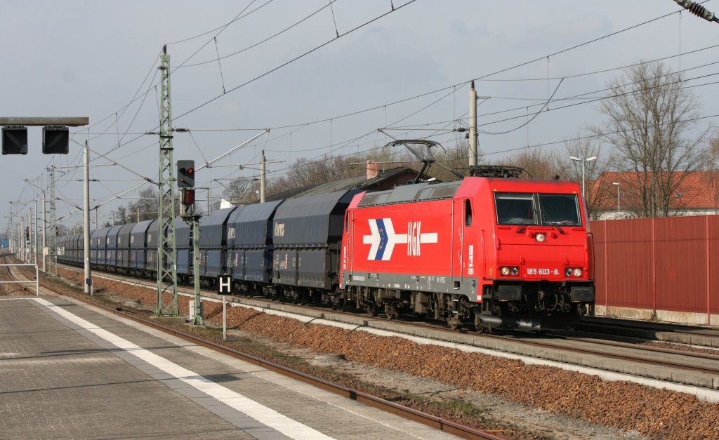 185 603-8 HGK mit Ganzzug Selbstentladewagen am 05.04.2011 in Rathenow