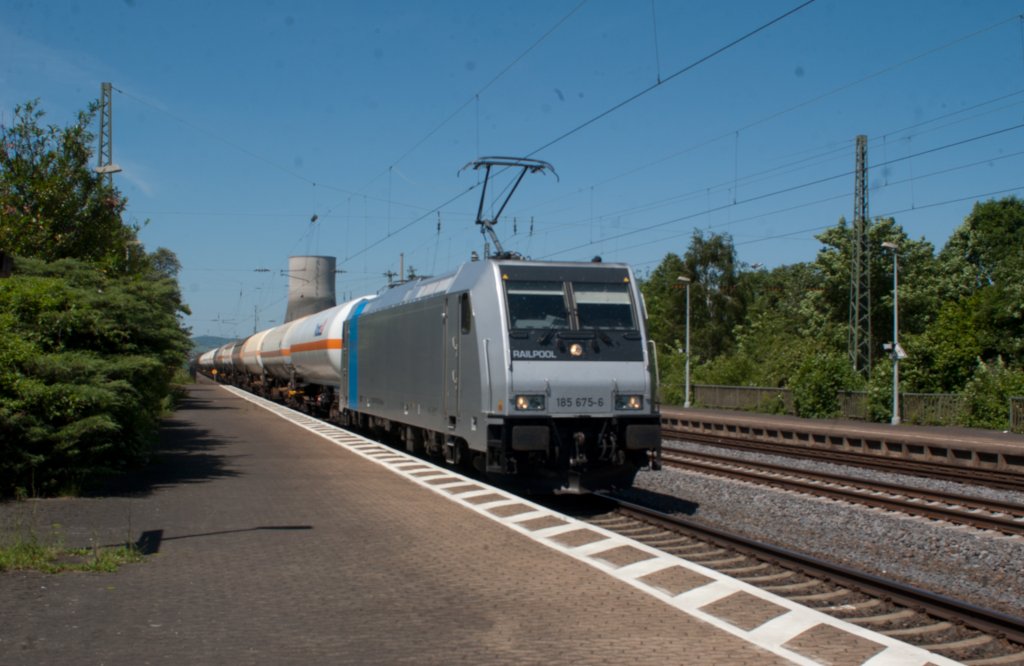 185 675 am 26.5.12 im Urmitzer HBF.