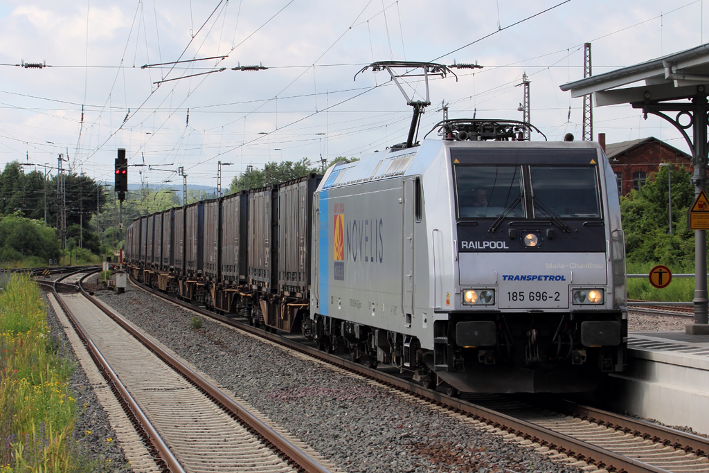 185 696-2 in Elze(Han) 22.6.2013