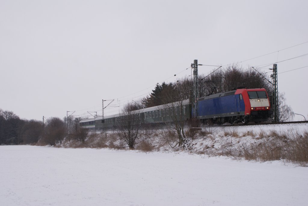 185-CL 003 mit einem RE 13 (Eurobahn Ersatzverkehr in Unna-Uelzen am 13.02.2010 um 12:33 Uhr