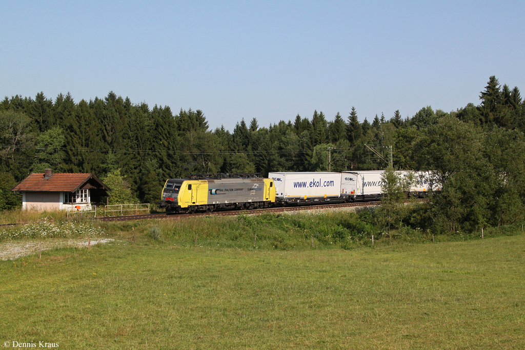 189 903 mit dem Ekol am 27.07.2013 bei Ostermnchen.