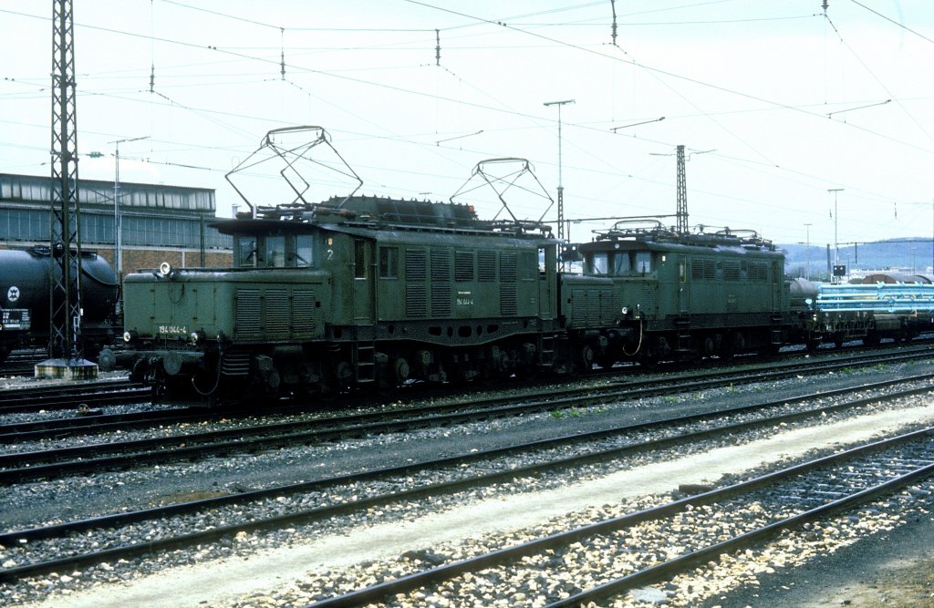    194 044 + 144 120  Ulm Rbf  03.05.75