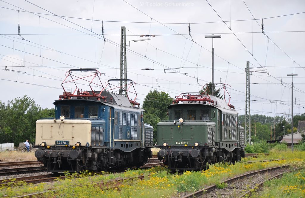 194 178 + 194 192 bei einer Fotoveranstaltung am 29.07.2012 in Nrdlingen