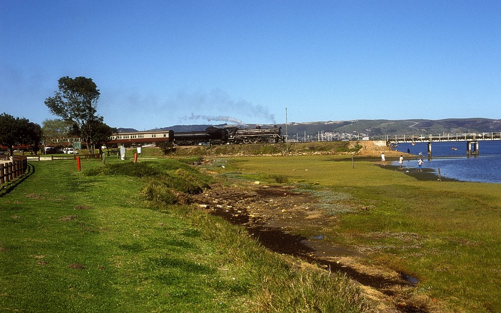 19D-3324  Knysna  23.08.01