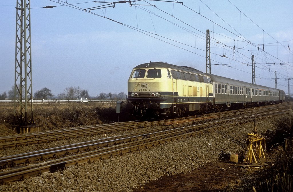 216 098  Dutenhofen  09.03.82