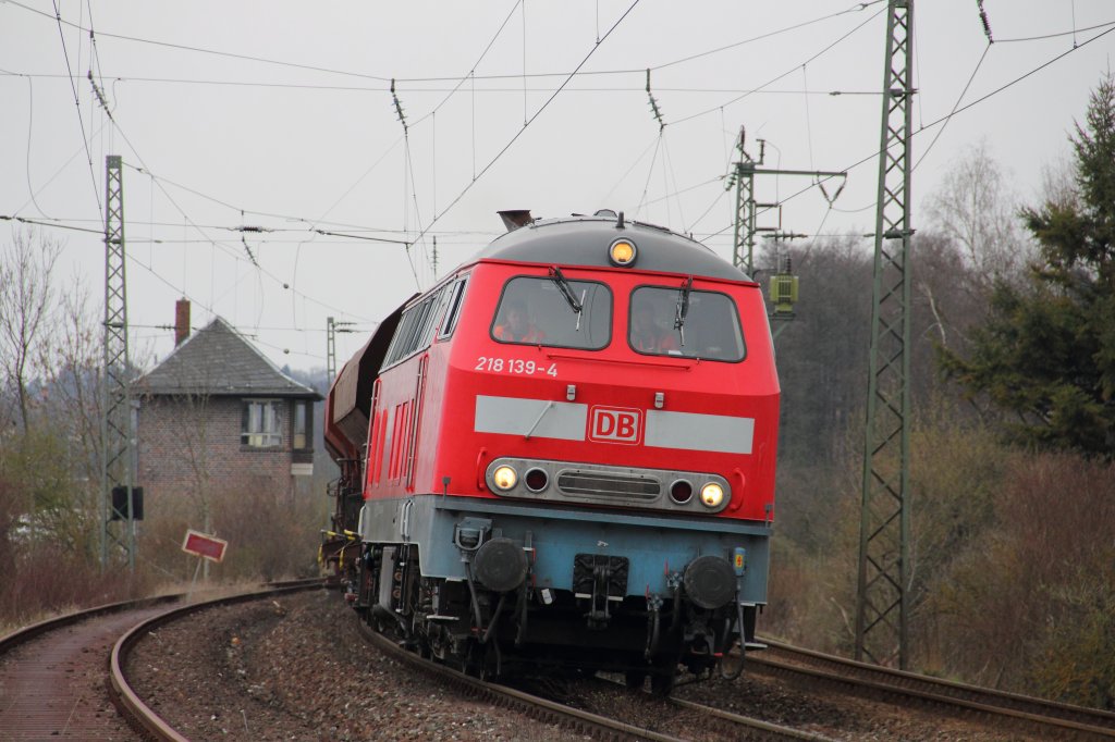 218 139-4 DB bei Creidlitz am 09.04.2012.