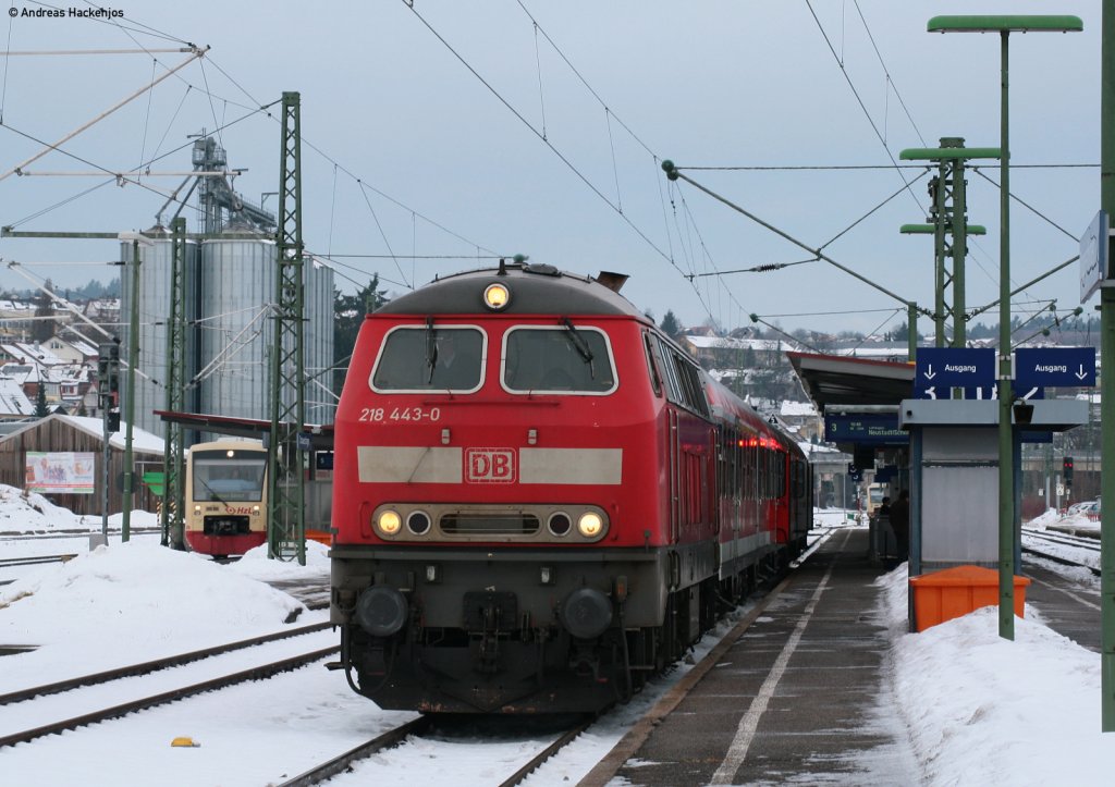 218 443-8 mit dem IRE 3204 (Ulm Hbf-Neustadt(Schwarzw)) in Donaueschingen 21.12.10