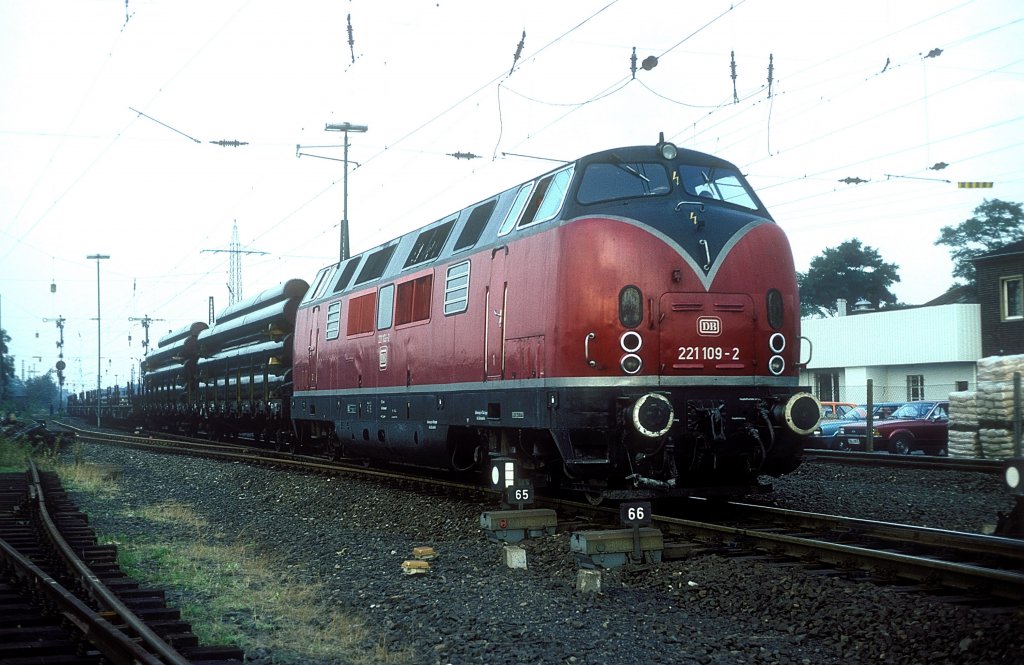 221 109  Oberhausen-W.  08.09.83