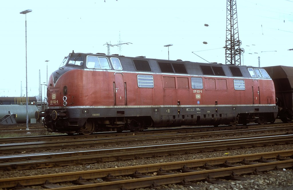 221 122  Oberhausen-W  22.04.86