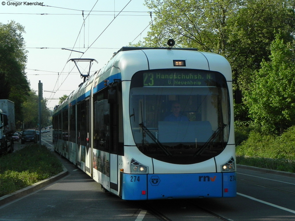 23.04.2011: Wagen 274 erreicht den Bahnhof Heidelberg Weststadt/Sdstadt.