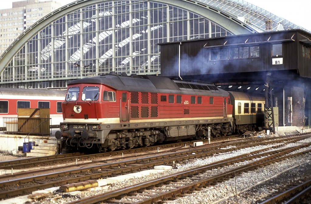  232 354  Berlin Hbf  01.03.93