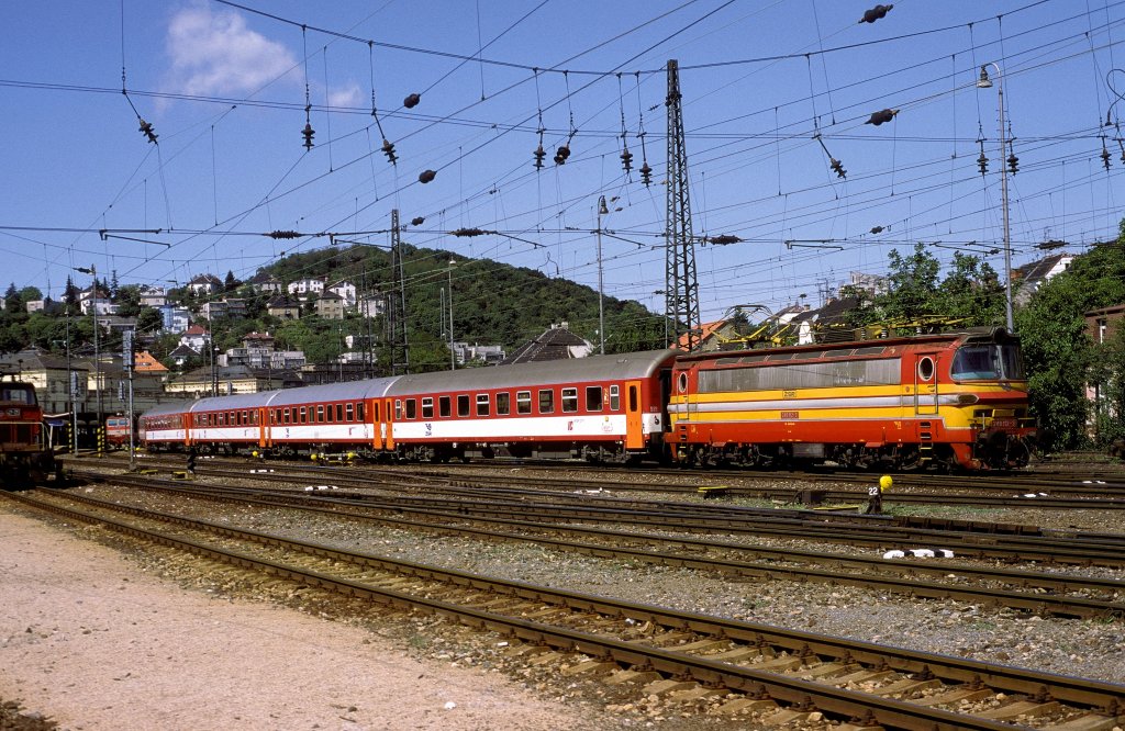 240 112  Bratislava  22.08.98