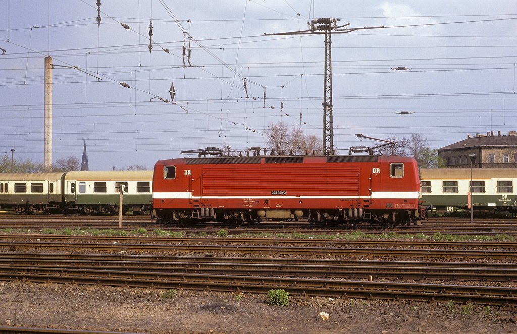     243 200  Dresden - Neustadt  04.05.91