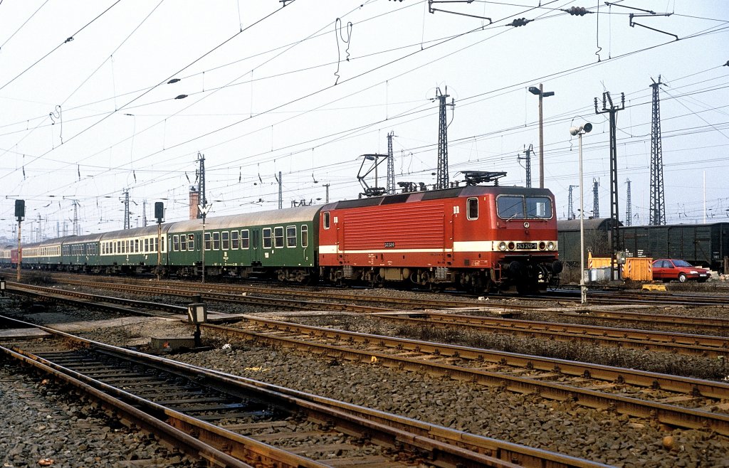  243 240  Halle  12.03.91