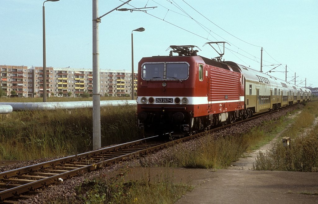 243 247  Lichtenhagen  28.08.90