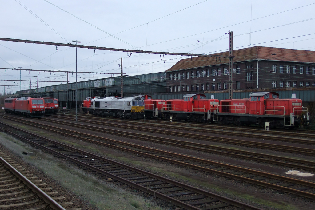  247 039-1 in der Abstellgruppe in Wanne-Eickel 22.12.2012