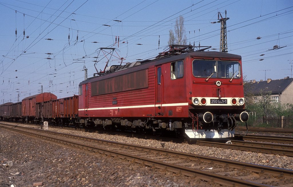 250 041  Gaschwitz  01.04.90