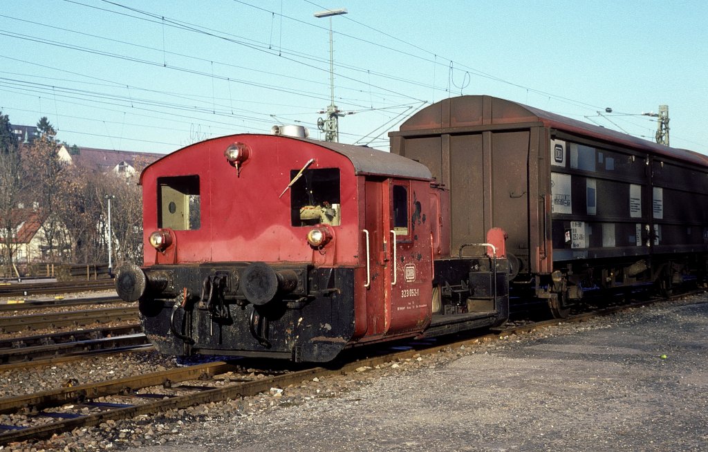 323 052  Leonberg  01.12.86