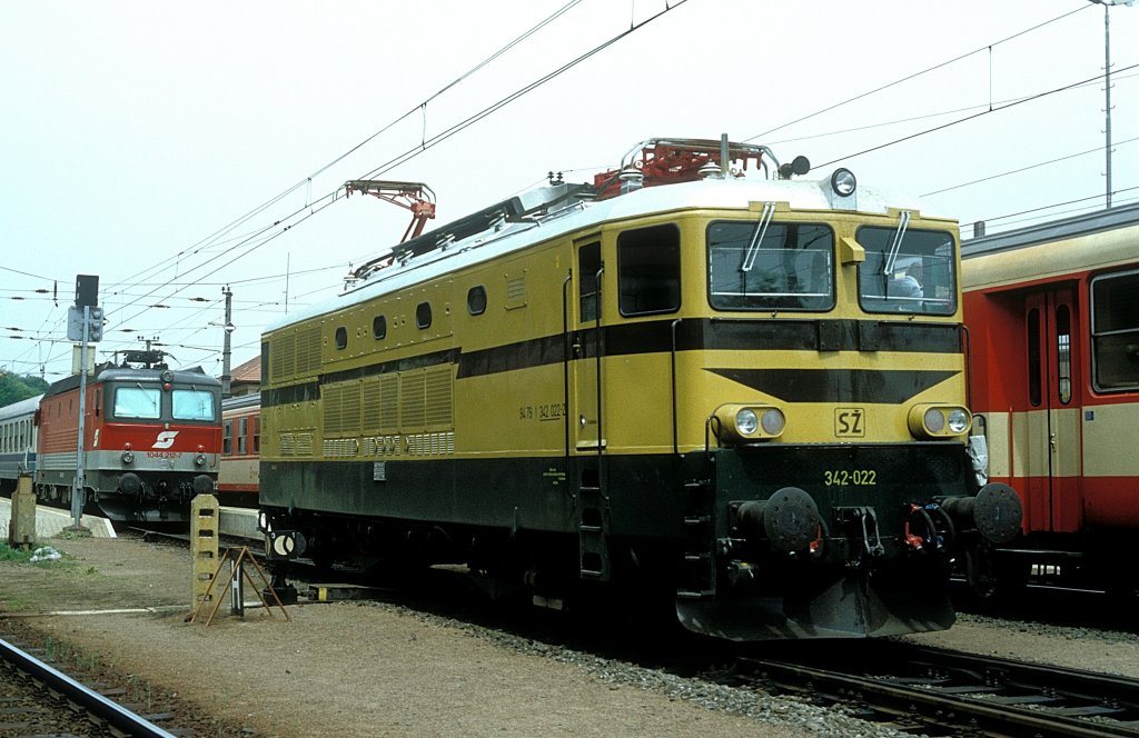 342 022  Spielfeld  00.00.00