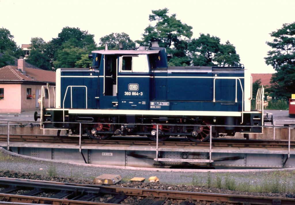 360 864-3 Bw Bayreuth im Juli 1988