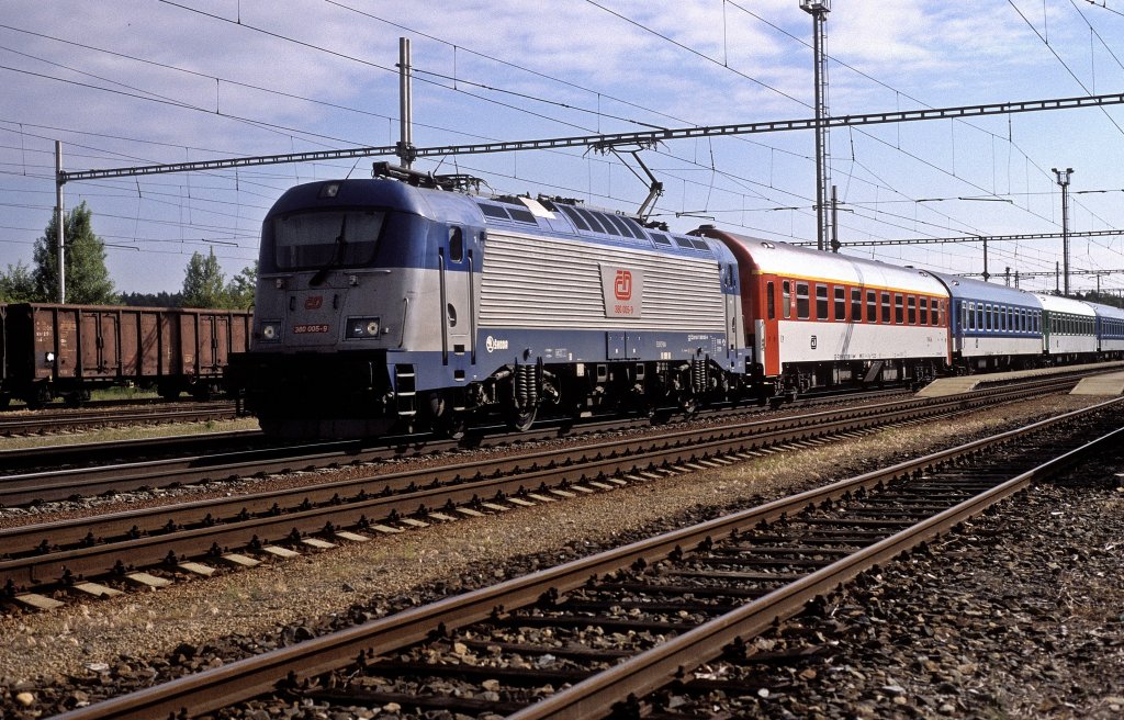 380 005  Rohatec  17.05.11