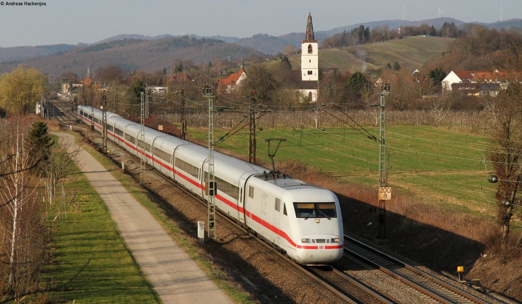 401 0 als ICE 277 (Berlin Ostbahnhof-Interlaken Ost) bei Denzlingen 17.3.12