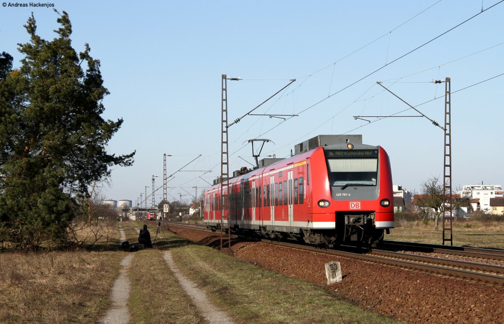 425 761-4 als RB 38853 (Biblis-Karlsruhe Hbf) bei Wiesental 2.3.11