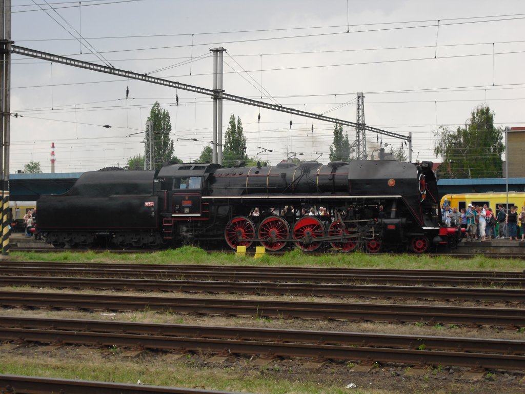 475 179 ist am 21.05.11 in Cheb zusehen, sie kam mit einem Sonderzug.