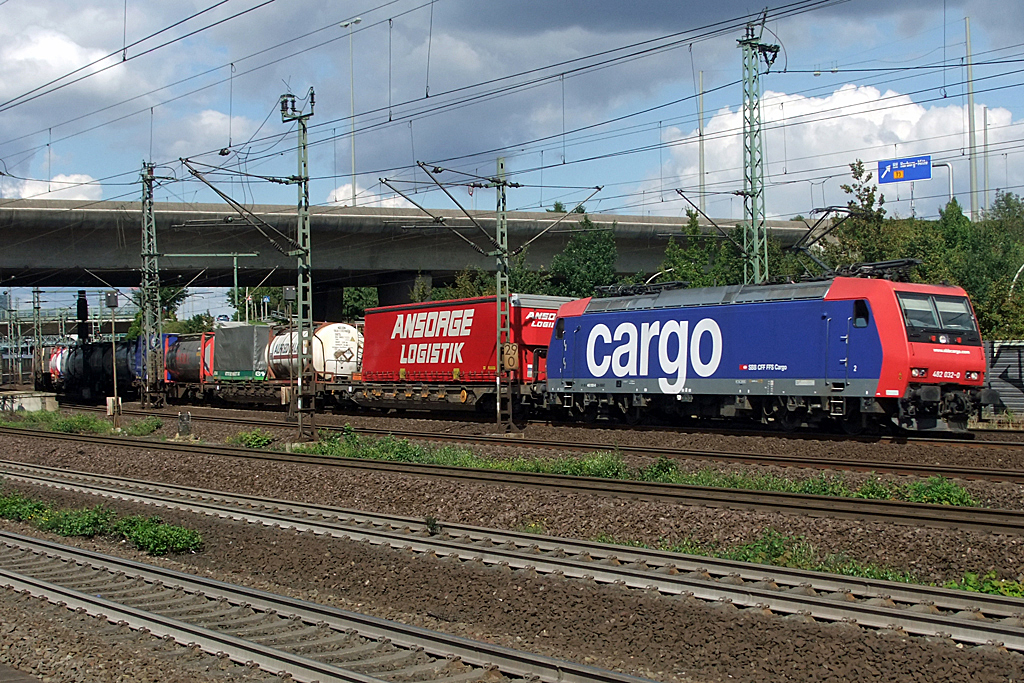 482 032-0 in Hamburg-Harburg 4.9.2010