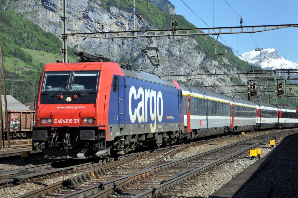 484 019  Erstfeld  17.05.12