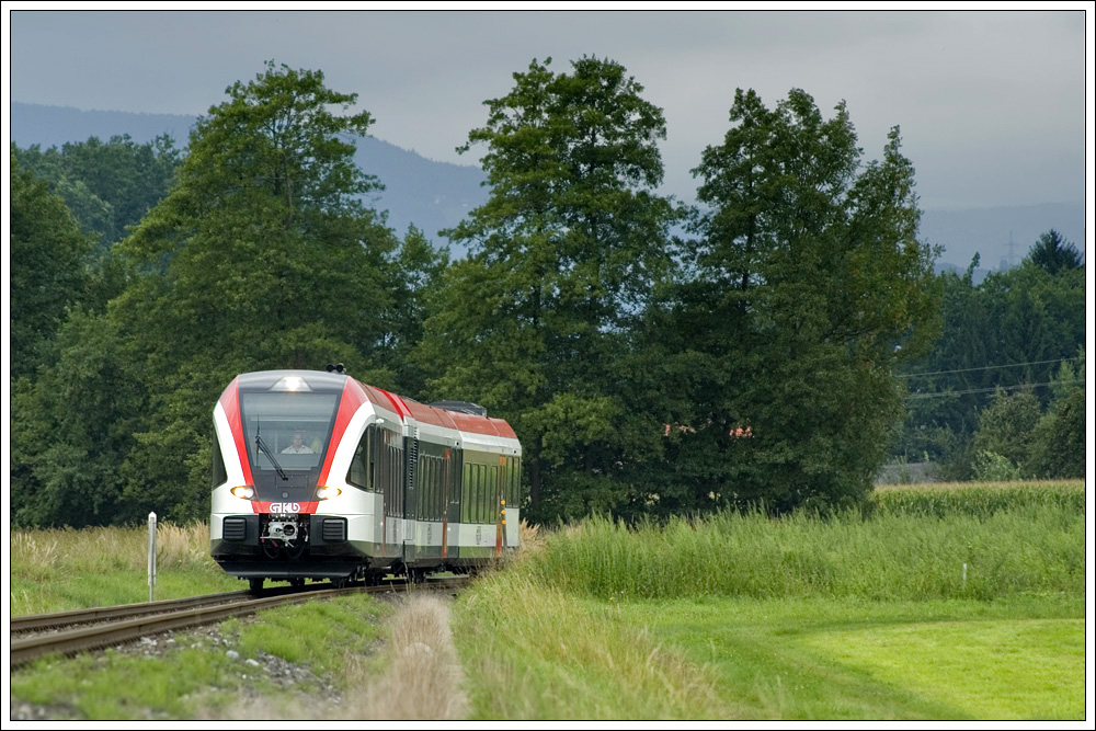 5063 003 als LP 8585 von Graz nach Wies-Eibiswald kurz vor Bergla am 24.8.2010 aufgenommen.