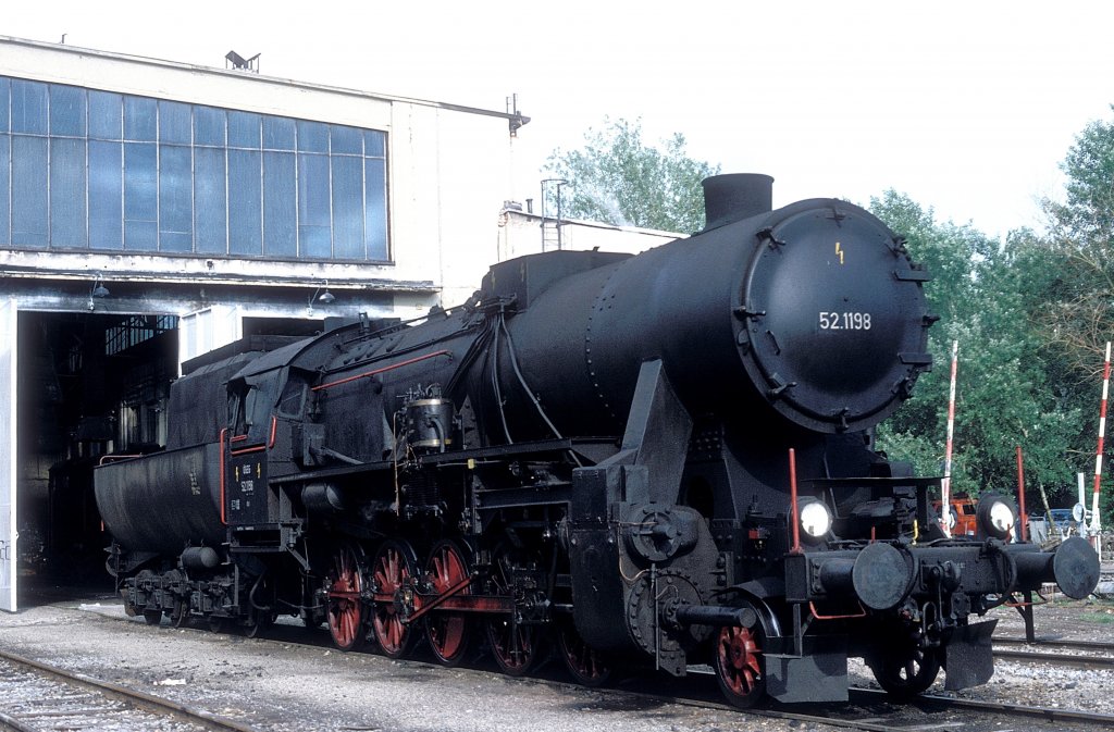 52 1198  Strahof  21.05.94