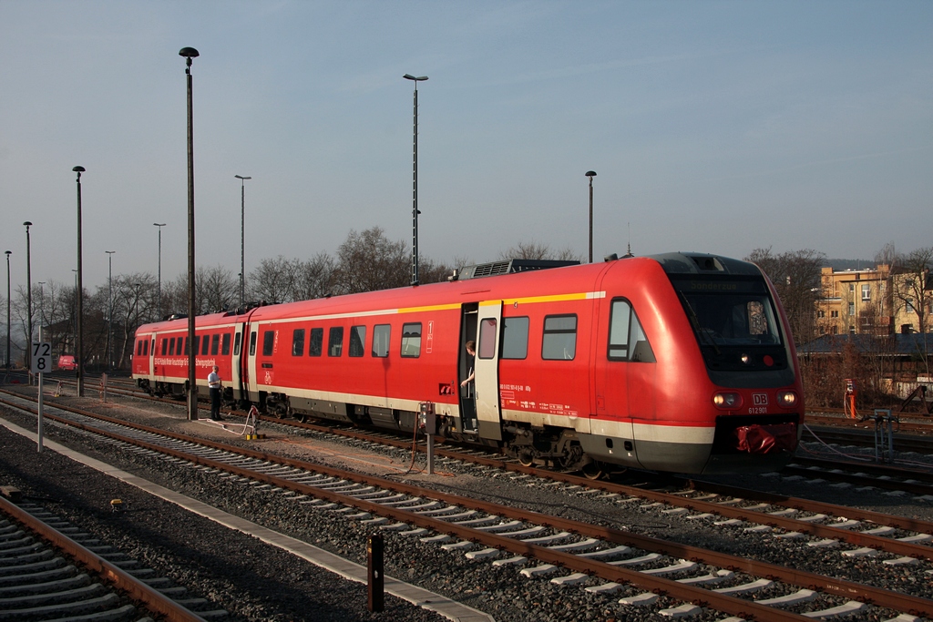 612 901/902, Versuchstrger fr Fahr- und Schwingungstechnik der DB AG Prfstelle Minden, am 24.03.2010 in Gera Hbf.