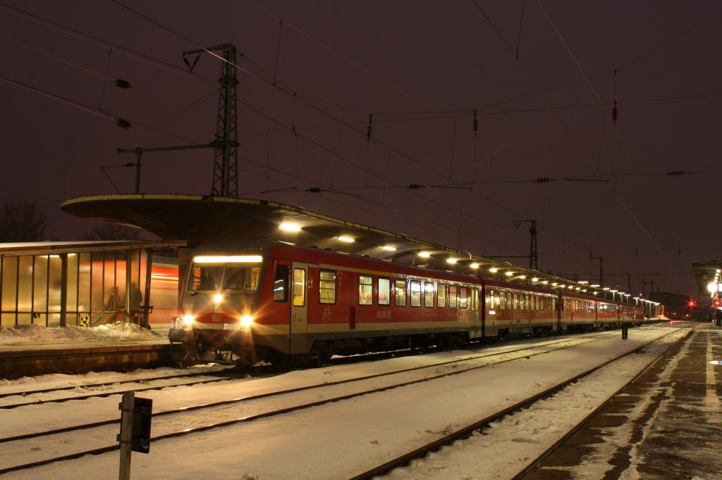 628 498 wartet mit 2 weiteren seiner Art in Kln Messe auf seine Abfahrt als RE 12 nach Gerolstein