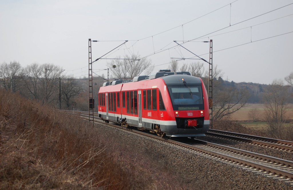 648 774 als RB 14217 Gttingen - Bad Harzburg, am 12.03.2011 bei Einbeck-Salzderhelden