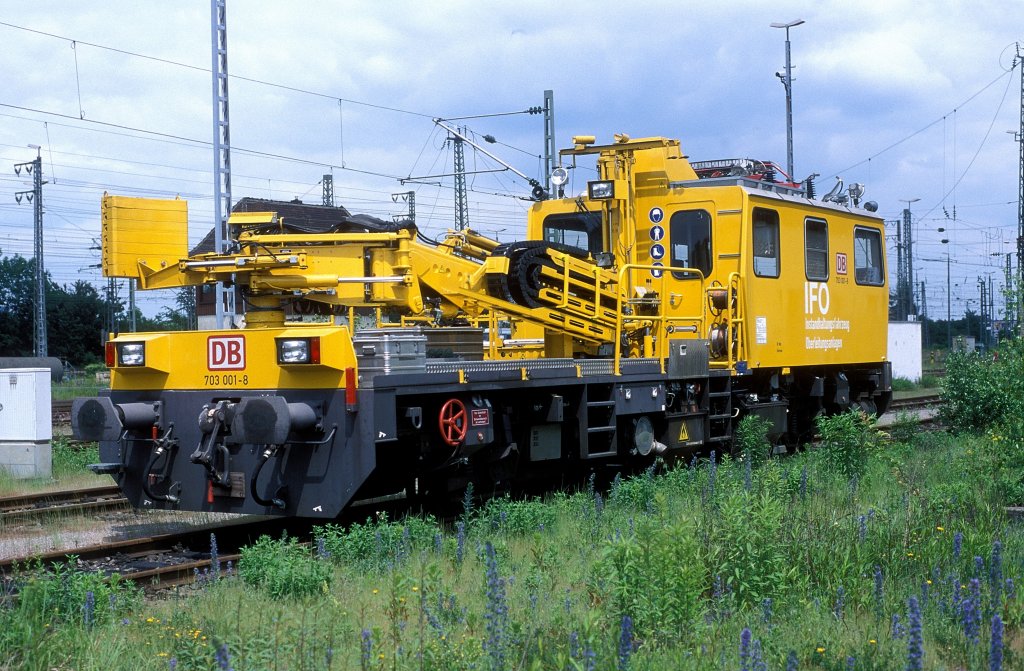 703 001  Karlsruhe  25.05.99