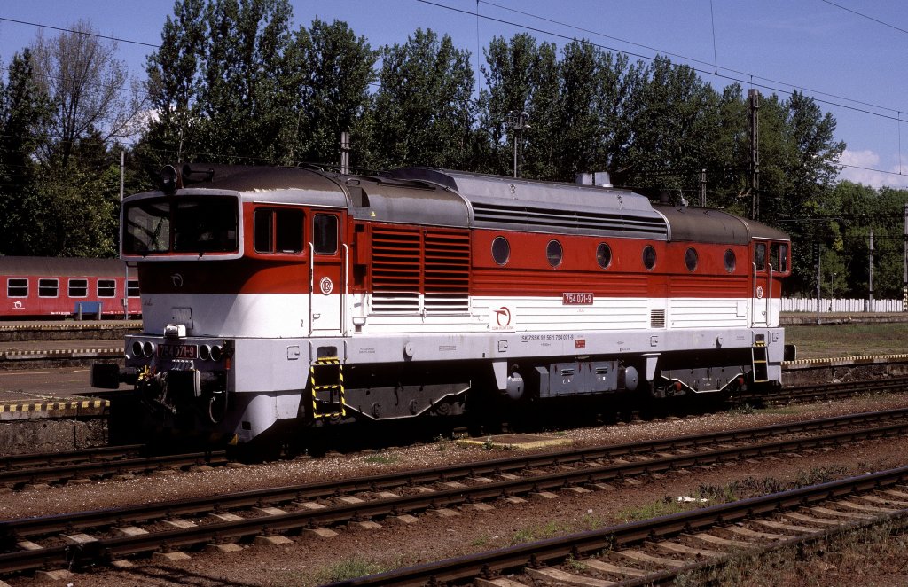 754 071  Zvolen  10.05.11