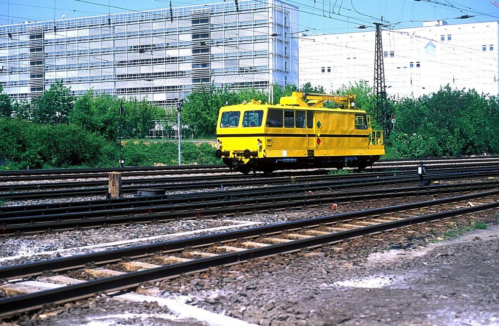 90 0001  Halle  12.05.98