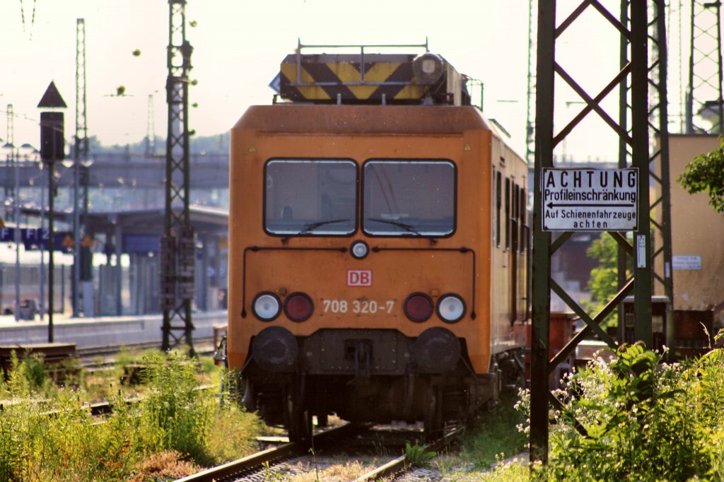 Abgestellt in Rosenheim war am 27.06.10 der Oberleitungsmesswagen der BR 708 320-7.
