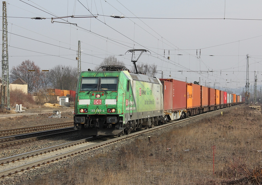 Am 07.03.2012 gab es endlich wieder ein Highlight auf der NSS: 185 389 kam mit Containerzug in sdlicher Richtung durch Eichenberg.