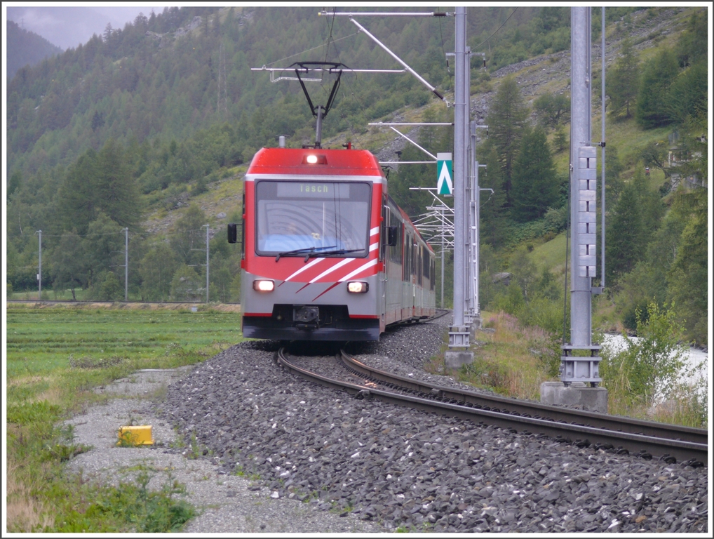 BDSeh 4/8 besorgen den Pendelverkehr zwischen Tsch und dem autofreien Zermatt. (15.08.2010)