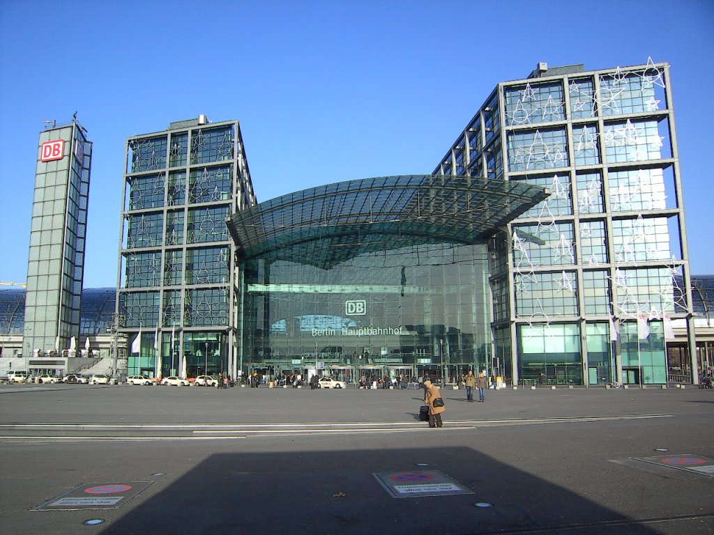 Berlin Hbf im Sptsommer 2008