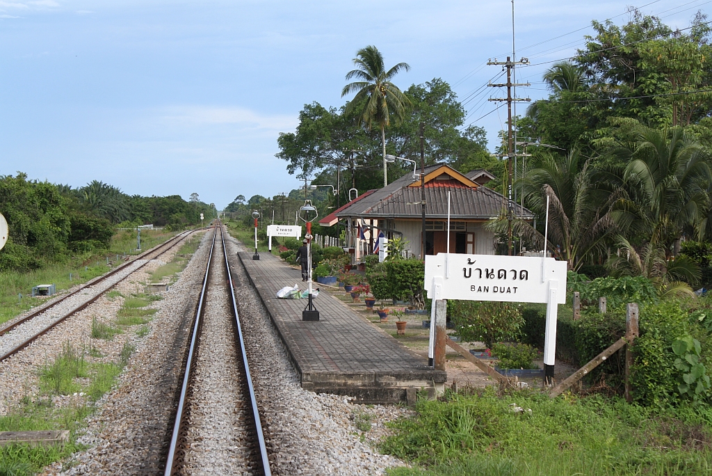 Bf. Ban Duat, Blickrichtung Ban Thung Pho Junction, am 17.Mai 2013. 

