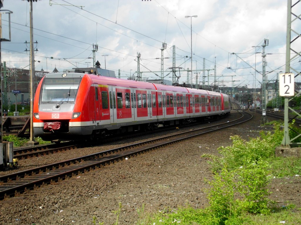  BR 422 als S8 nach S-Bahnhof Mnchengadbach am Hauptbahnhof Dsseldorf.(12.5.2013) 