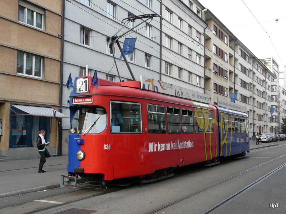 BVB - Be 4/6 638 mit Werbung fr den FCB unterwegs auf der Linie 21 am 19.03.2010