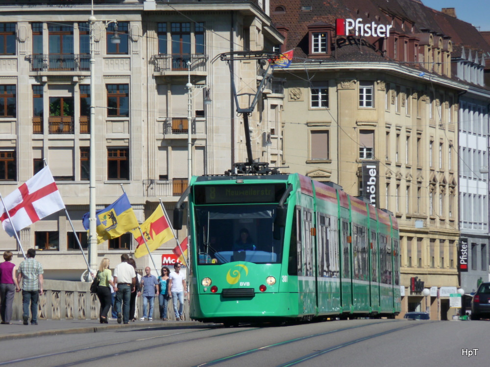 BVB - Tram Be 6/8 301 unterwegs auf der Linie 8 am 12.09.2010

