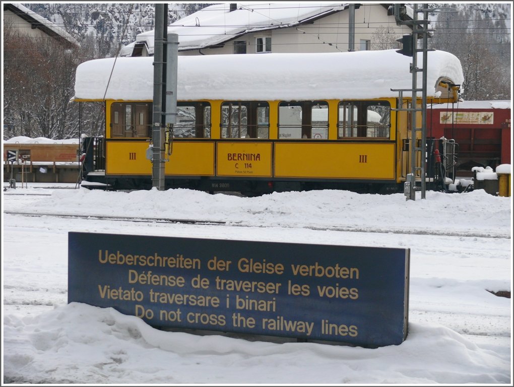 C 114 der Berninabahn in Samedan. (12.01.2010)