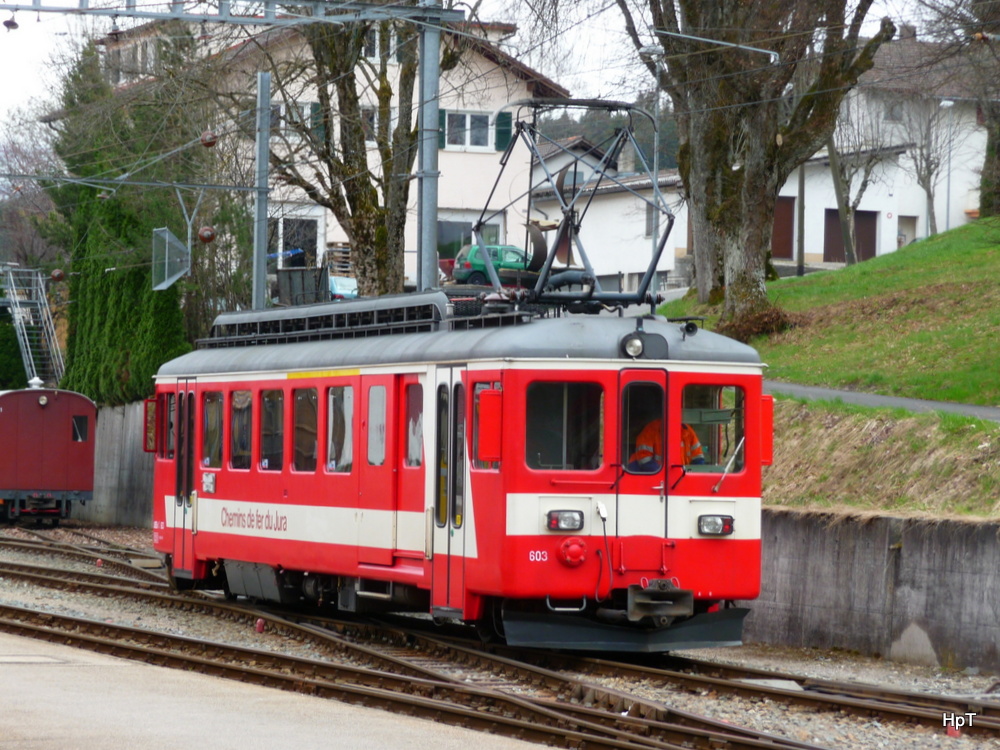 CJ - Triebwagen ABe 4/4 603 im Bahnhofsareal von Tramelan bei einer Rangierfahrt am 21.04.2012